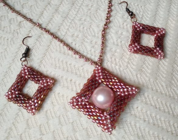 Kvadratura kruga 3d peyote komplet